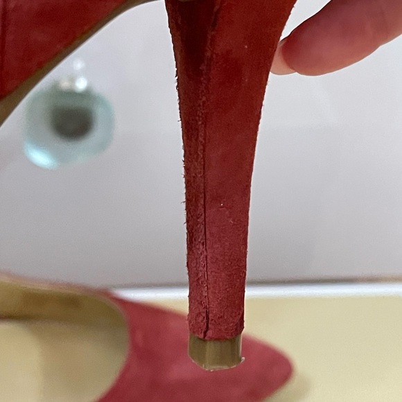 BOGO 🌸 Michael Kors Suede Heels - Picture 9 of 10